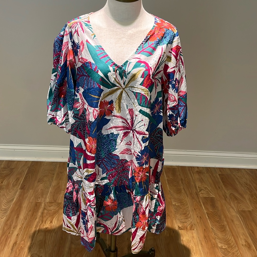 NEW! Sundry all day dress 100 % cotton tropical dress size L